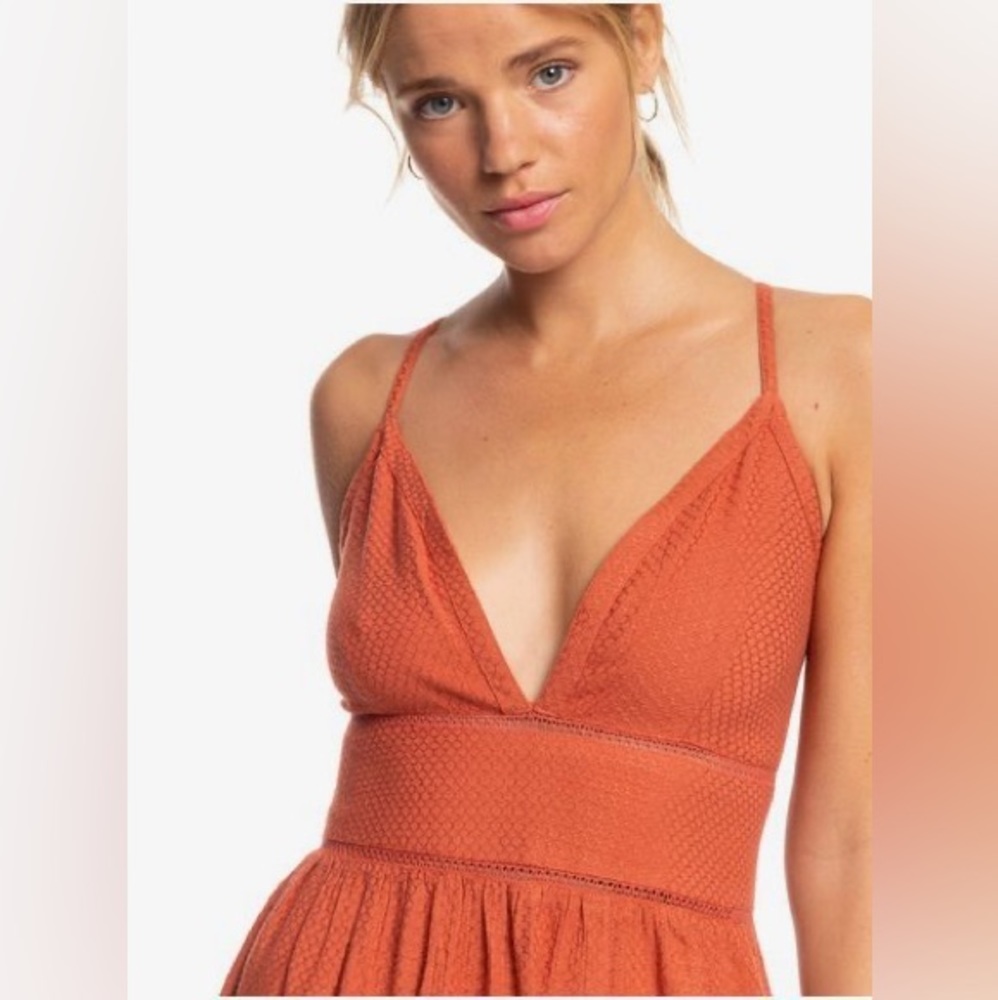 ROXY || New Silver Light Strappy Dress